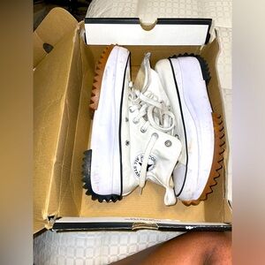 Converse Run Star Hike